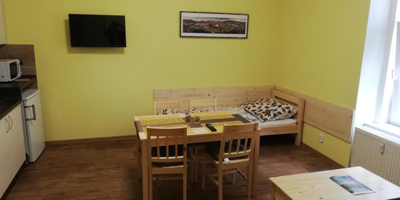 Booking Trzni ديشين المظهر الخارجي الصورة