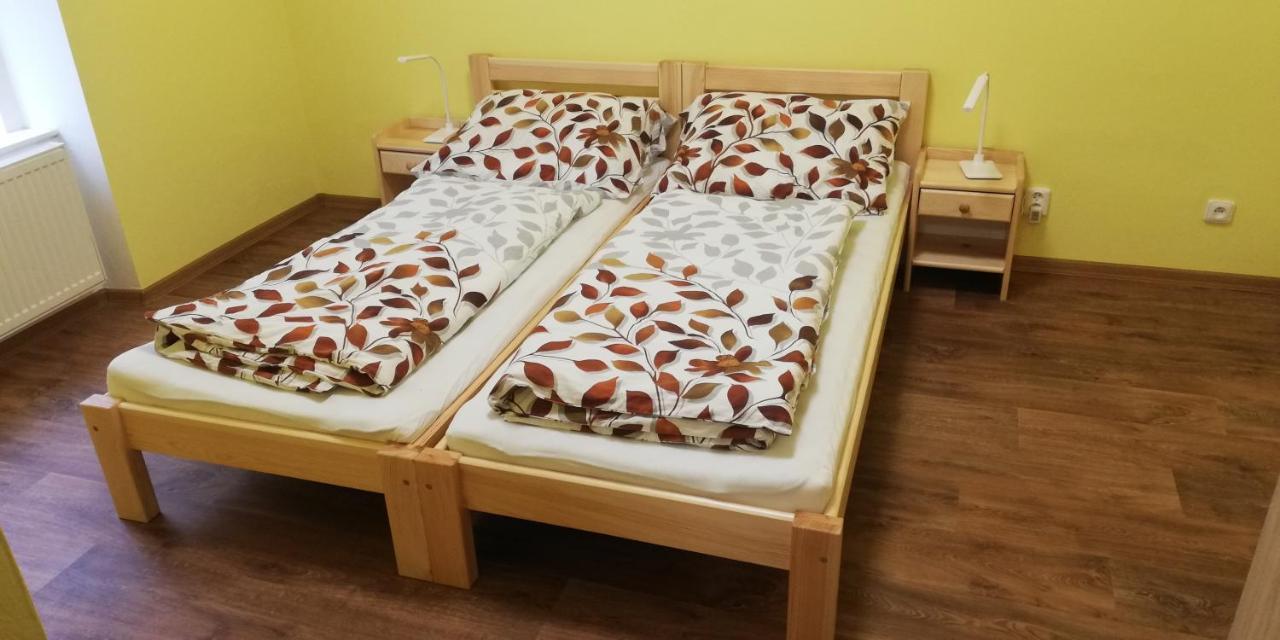 Booking Trzni ديشين المظهر الخارجي الصورة